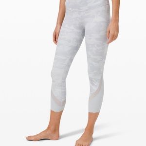 Lululemon Wonder under scalloped hem high waist crop leggings